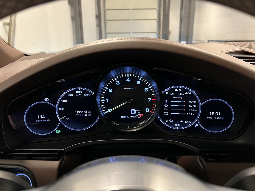 Porsche Cayenne E-Hybrid 3.0 V6 -NW MODEL- 462hp 2018 SportChrono -Org. NL-, TL-795-R.