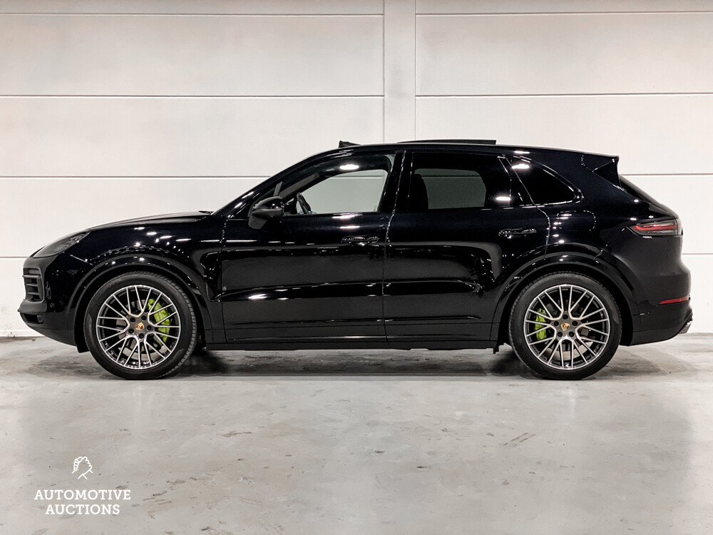 Porsche Cayenne E-Hybrid 3.0 V6 -NW MODEL- 462hp 2018 SportChrono -Org. NL-, TL-795-R.