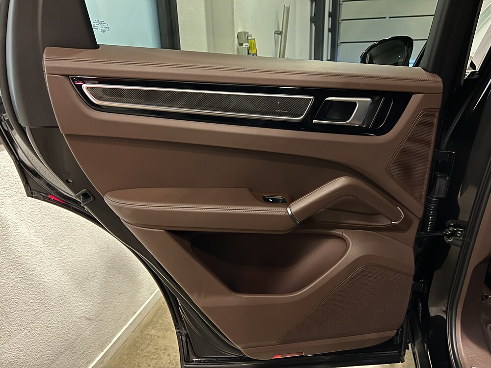 Porsche Cayenne E-Hybrid 3.0 V6 -NW MODEL- 462hp 2018 SportChrono -Org. NL-, TL-795-R.