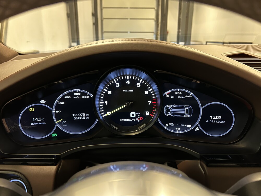 Porsche Cayenne E-Hybrid 3.0 V6 -NW MODEL- 462hp 2018 SportChrono -Org. NL-, TL-795-R.
