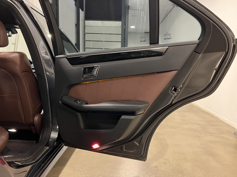 Mercedes-Benz E350 CGI Avantgarde V6 292PS 2009 E-Klasse -Org. NL-, 15-KGR-2.