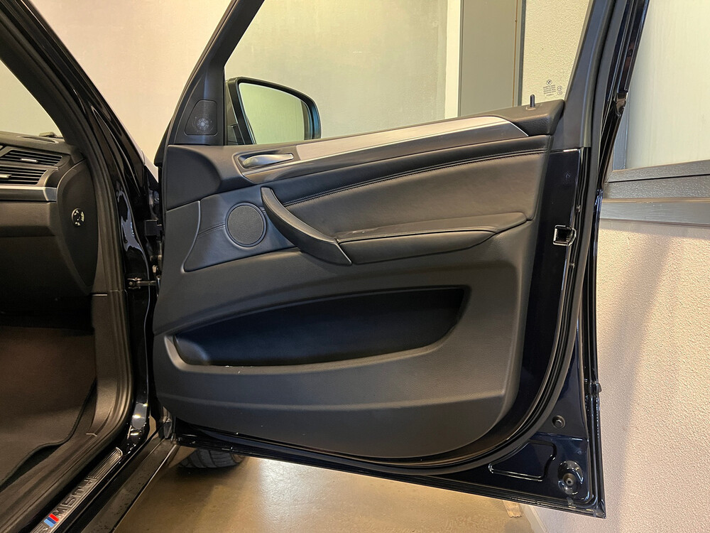 BMW X5 M50d 3.0 V6 381pk 2015 -Orig. NL-, 5-ZGF-72