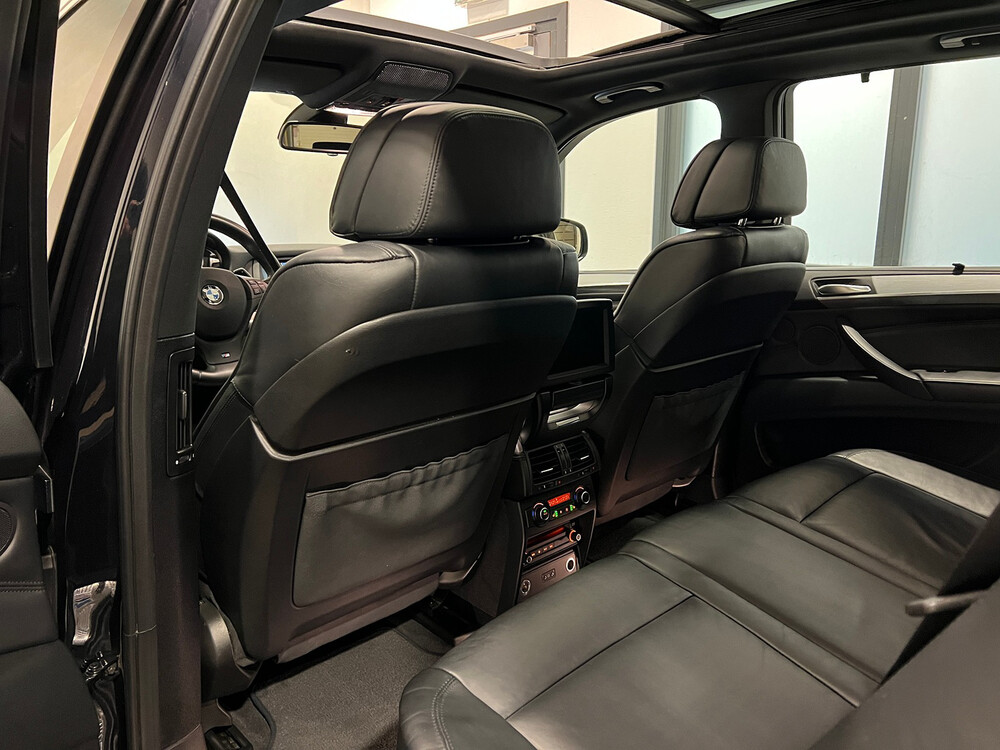 BMW X5 M50d 3.0 V6 381pk 2015 -Orig. NL-, 5-ZGF-72