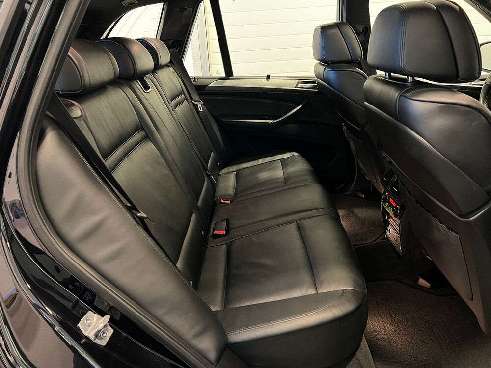 BMW X5 M50d 3.0 V6 381pk 2015 -Orig. NL-, 5-ZGF-72