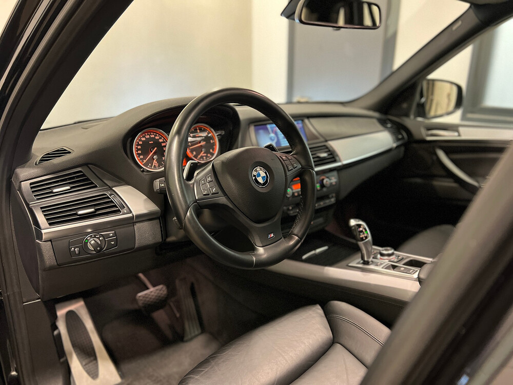 BMW X5 M50d 3.0 V6 381pk 2015 -Orig. NL-, 5-ZGF-72