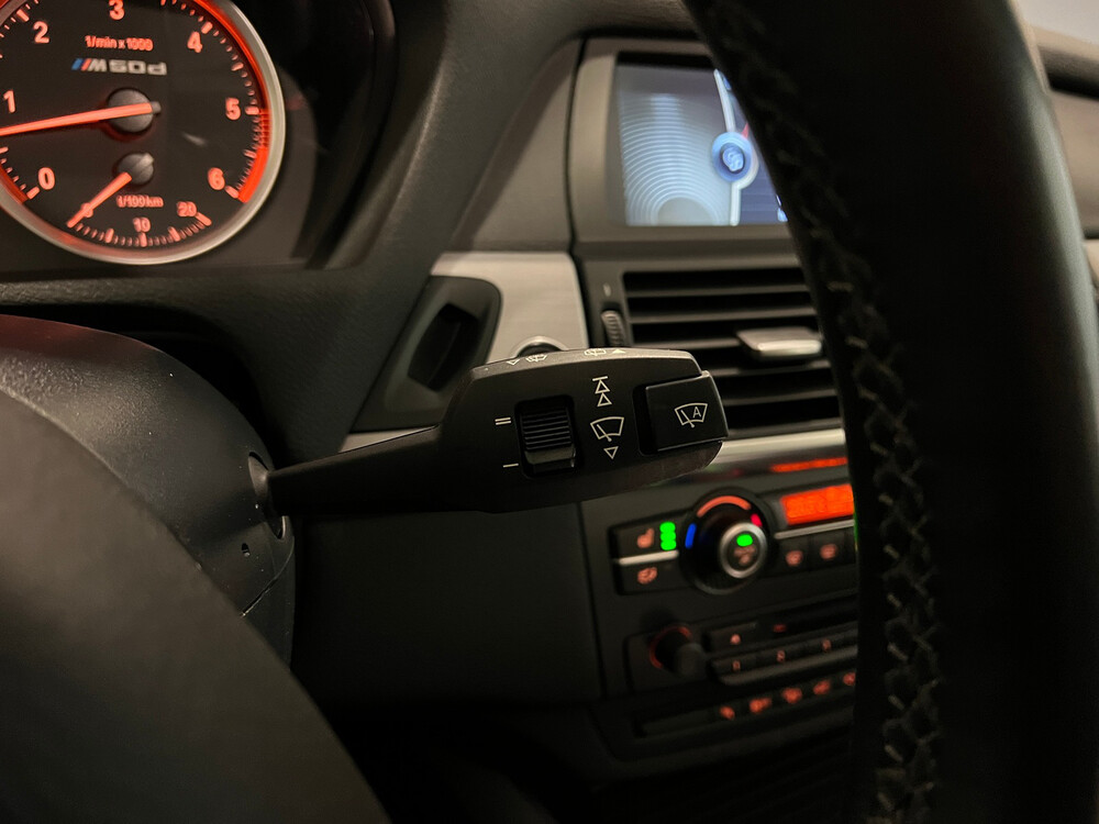 BMW X5 M50d 3.0 V6 381pk 2015 -Orig. NL-, 5-ZGF-72