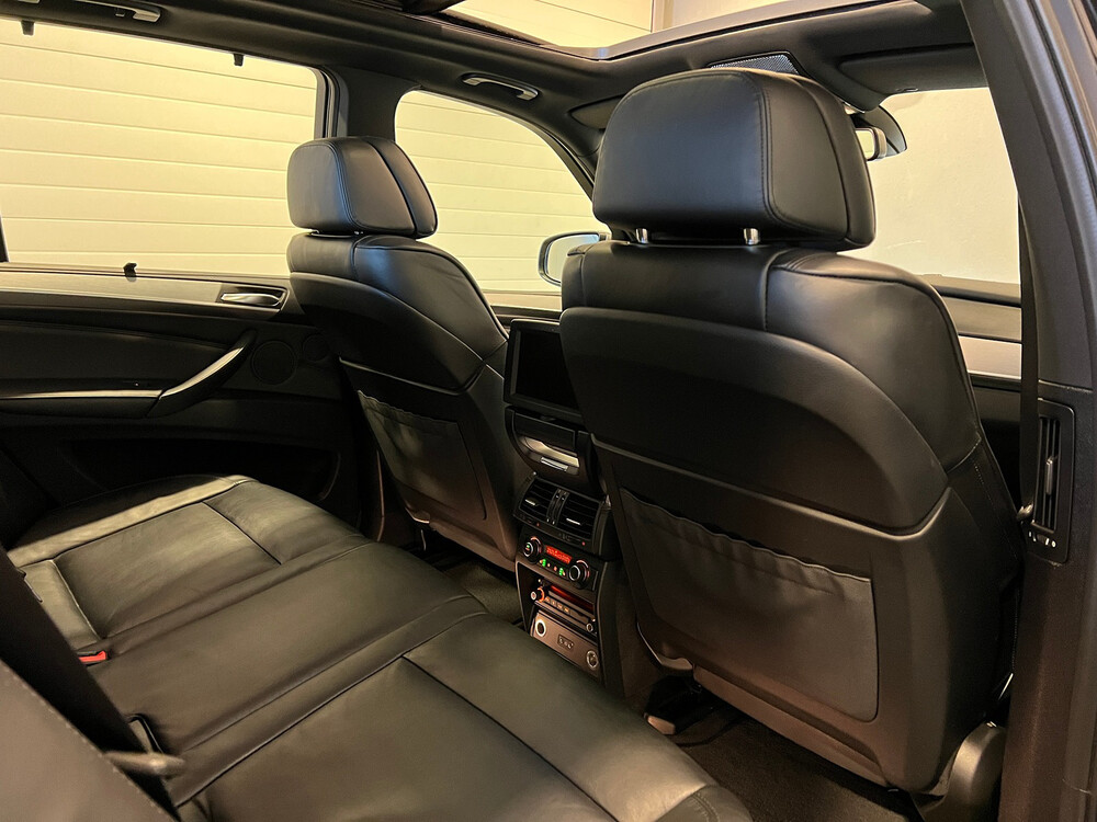 BMW X5 M50d 3.0 V6 381pk 2015 -Orig. NL-, 5-ZGF-72