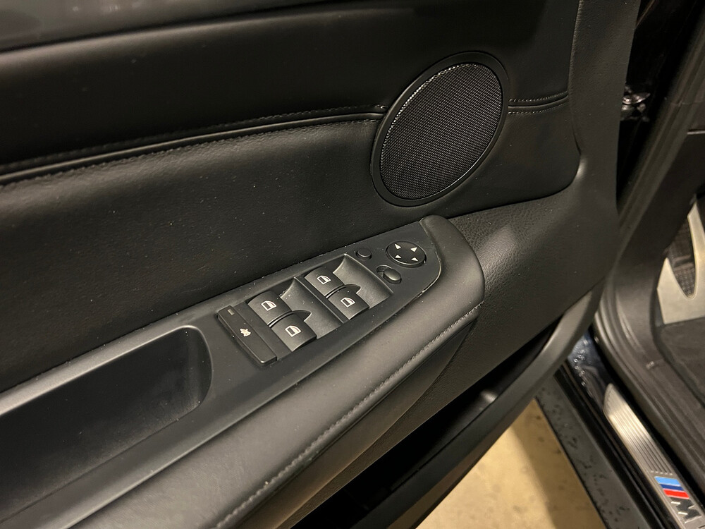 BMW X5 M50d 3.0 V6 381pk 2015 -Orig. NL-, 5-ZGF-72