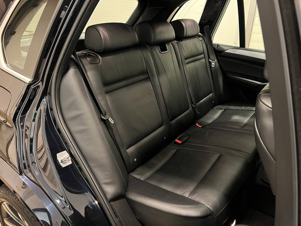 BMW X5 M50d 3.0 V6 381pk 2015 -Orig. NL-, 5-ZGF-72