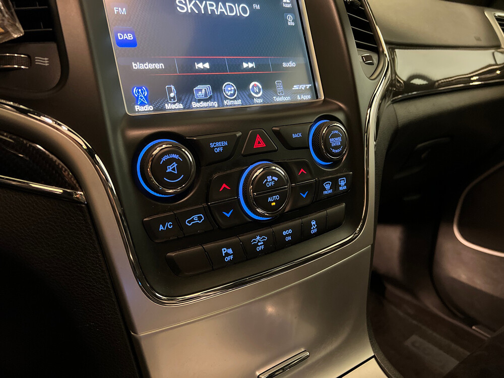 Jeep Grand Cherokee SRT 6.4 V8 Hemi 468hp 2015, XV-842-J