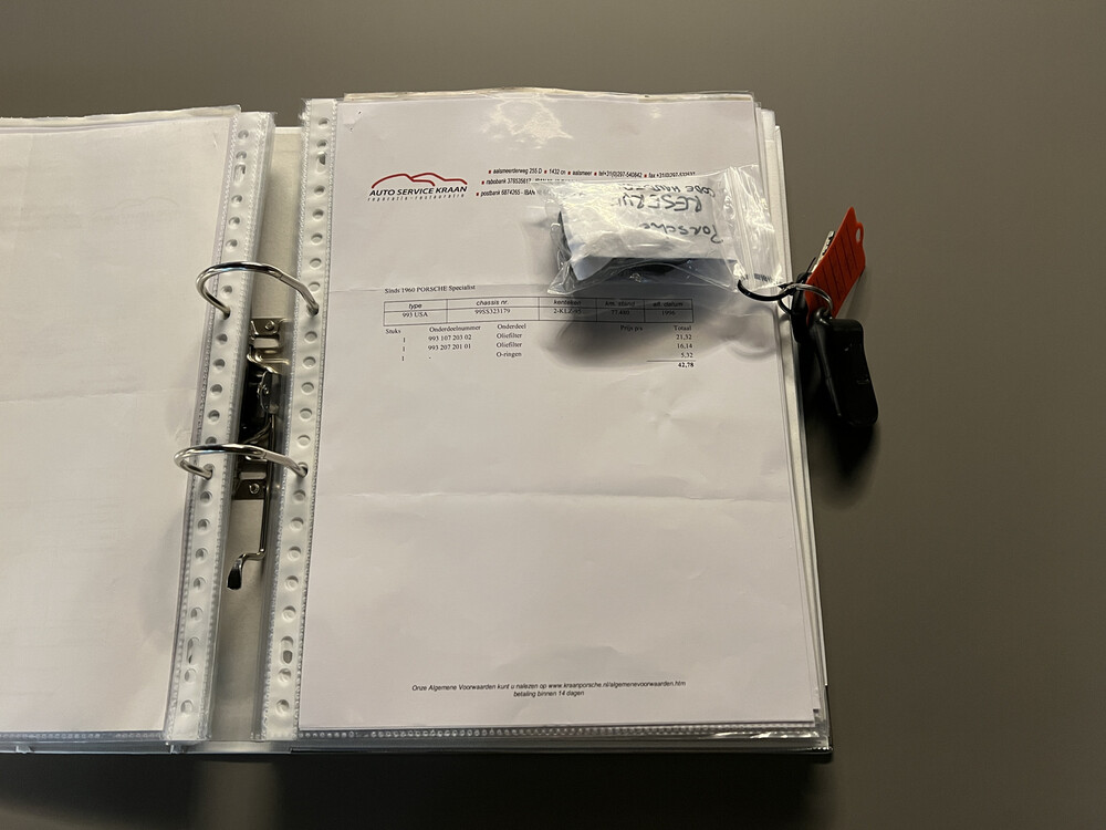 Porsche 911 993 3.6 Carrera 4 Coupé 272PS 1995, 2-KLZ-95