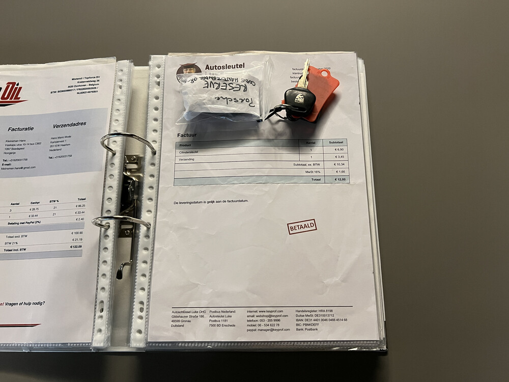 Porsche 911 993 3.6 Carrera 4 Coupé 272PS 1995, 2-KLZ-95