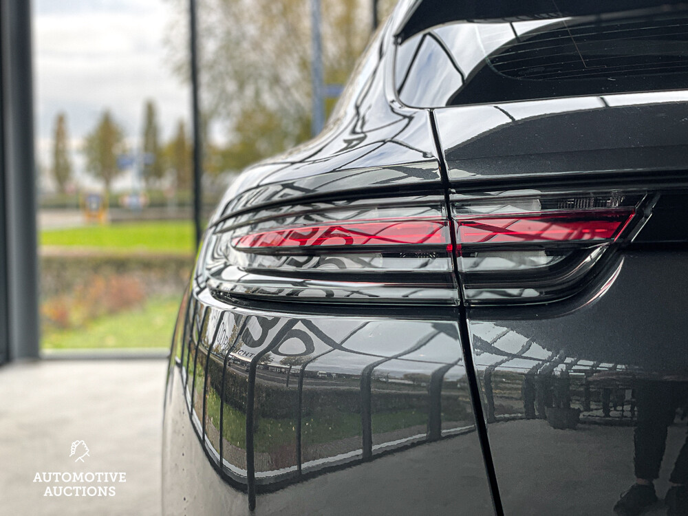 Porsche Panamera Sport Turismo E-Hybrid 4 2.9 V6 SportChrono 462PS 2018, ZV-954-P