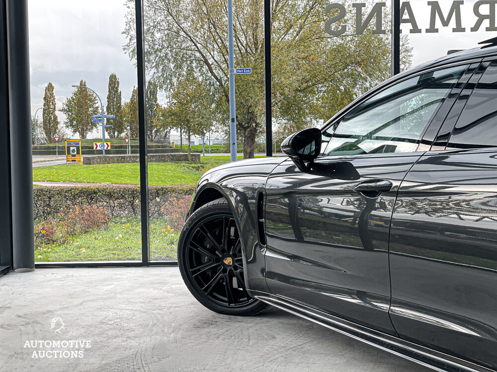 Porsche Panamera Sport Turismo E-Hybrid 4 2.9 V6 SportChrono 462PS 2018, ZV-954-P