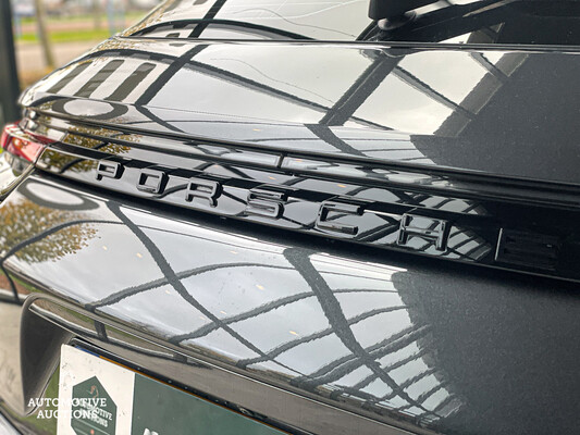 Porsche Panamera Sport Turismo E-Hybrid 4 2.9 V6 SportChrono 462PS 2018, ZV-954-P