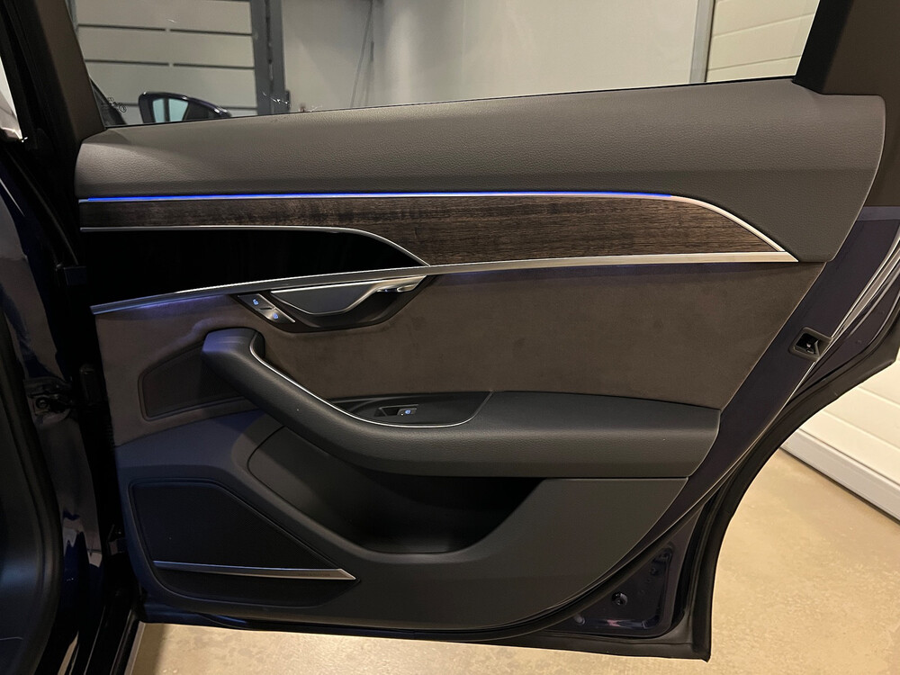 Audi A8 55 TFSI QUATTRO Hybrid Pro Line Plus 340PS 2018 NEUMODELL, L-574-RN