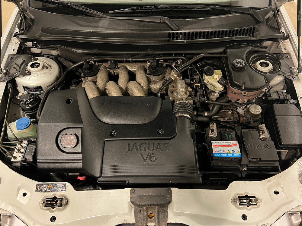 Jaguar X-type 2.0 V6 Executive 156hp 2003 -Org. NL-, 22-LZ-TK