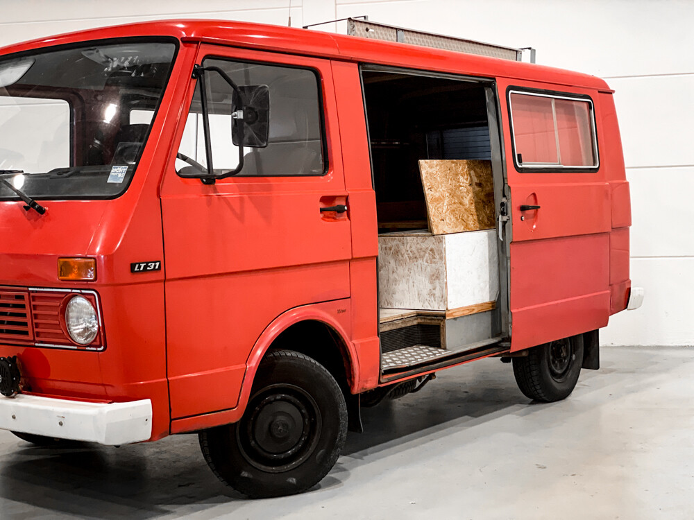 Volkswagen LT32 Campervan 1982
