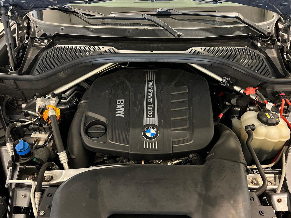 BMW X5 xDrive30d High Executive 258PS 2016, KG-043-D