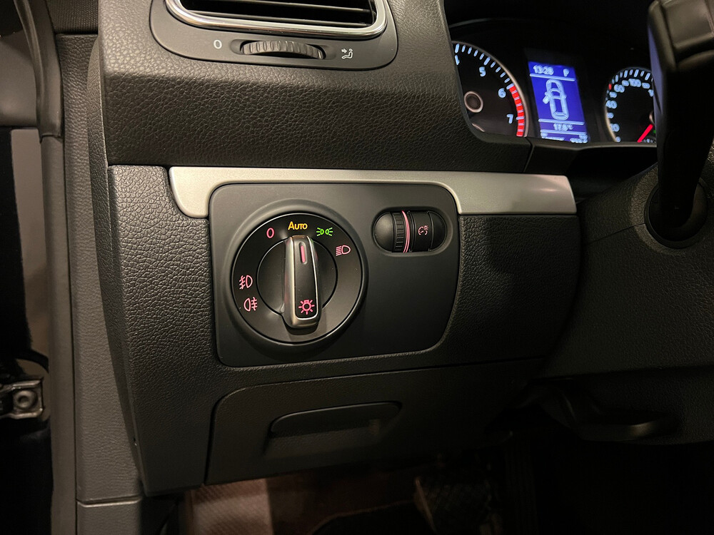 Volkswagen Scirocco 2.0 TFSI Highline 211hp 2012, R-201-PH