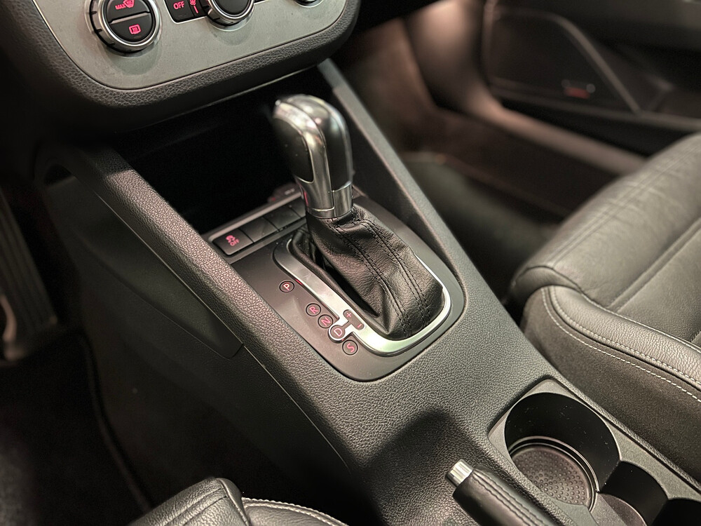 Volkswagen Scirocco 2.0 TFSI Highline 211hp 2012, R-201-PH