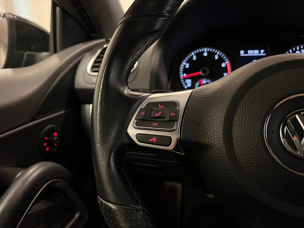 Volkswagen Scirocco 2.0 TFSI Highline 211hp 2012, R-201-PH