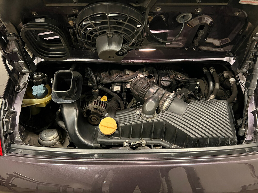 Porsche 911 996 3.4 Coupé Carrera 300PS 1999, 90-ST-DN.