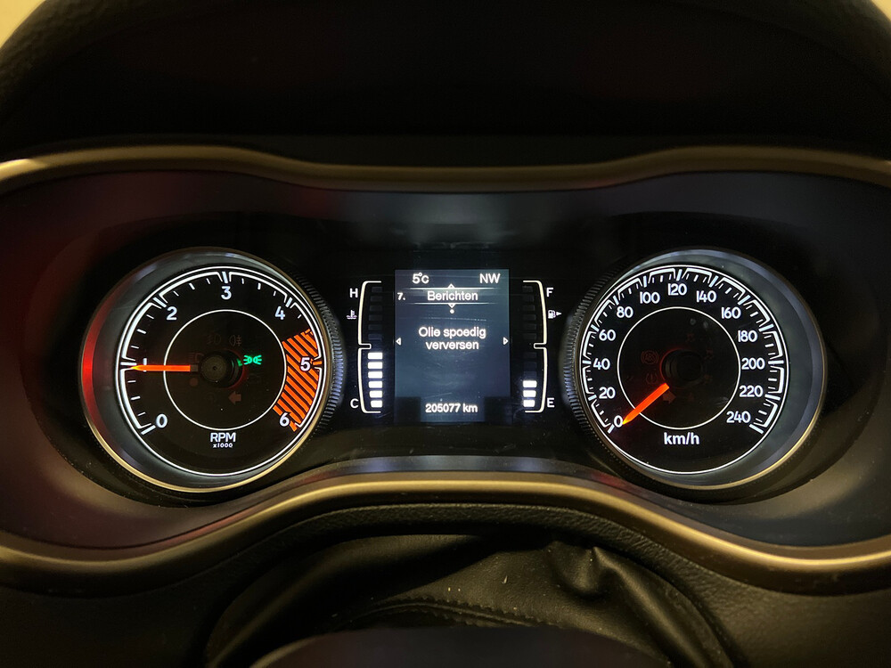 Jeep Cherokee 2.0 Longtitude 140pk 2014, 7-TRR-35