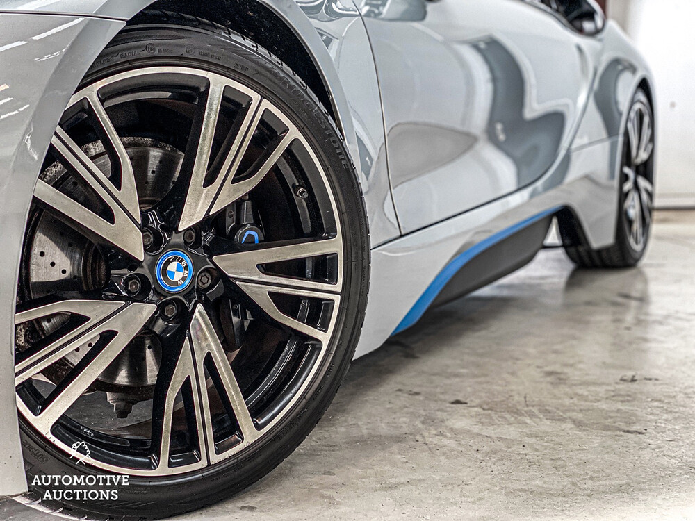BMW i8 1.5 First Edition 231PS 2015 -Org. NL-, GG-542-N