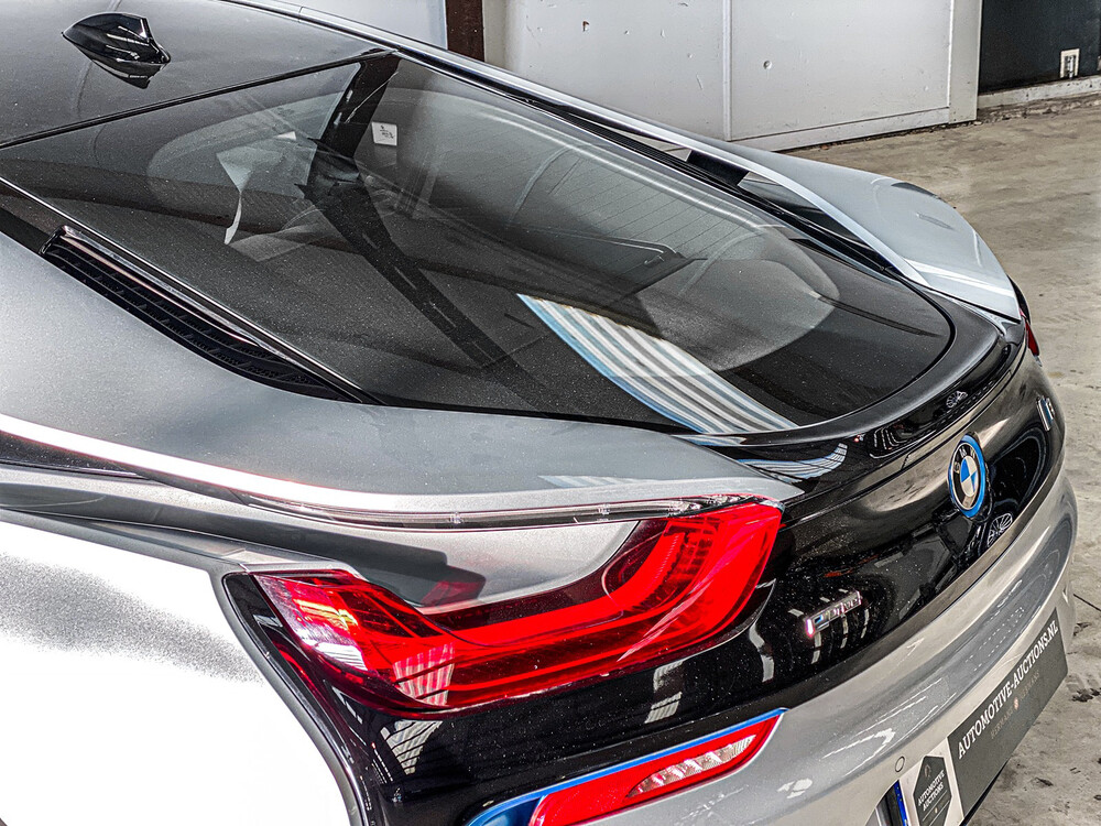 BMW i8 1.5 First Edition 231PS 2015 -Org. NL-, GG-542-N