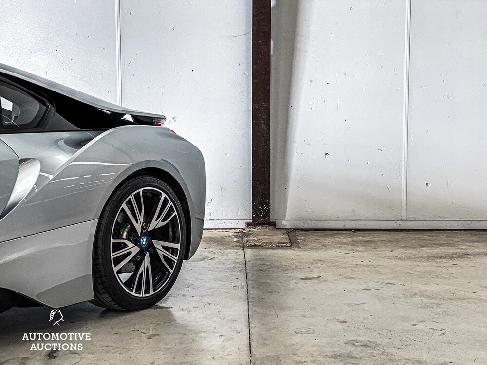 BMW i8 1.5 First Edition 231PS 2015 -Org. NL-, GG-542-N
