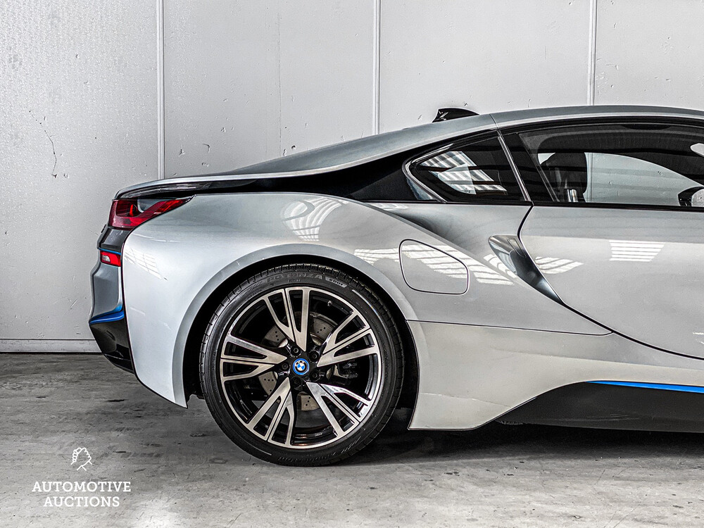 BMW i8 1.5 First Edition 231PS 2015 -Org. NL-, GG-542-N