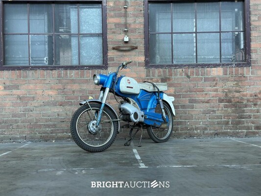 BRIGHT AUCTIONS: Private collection classic motorcycles, mopeds & bicycles - Boxmeer