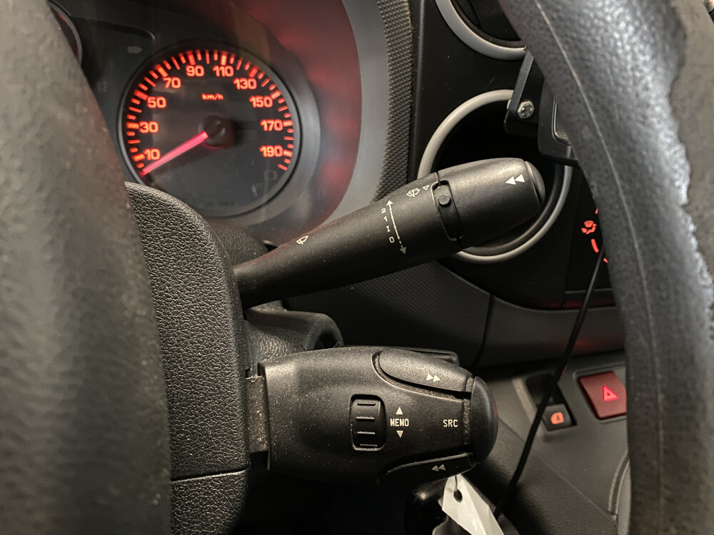 Peugeot Partner 120 1.6 eHDI L1 XT Profit+ 2012, 7-VXF-31