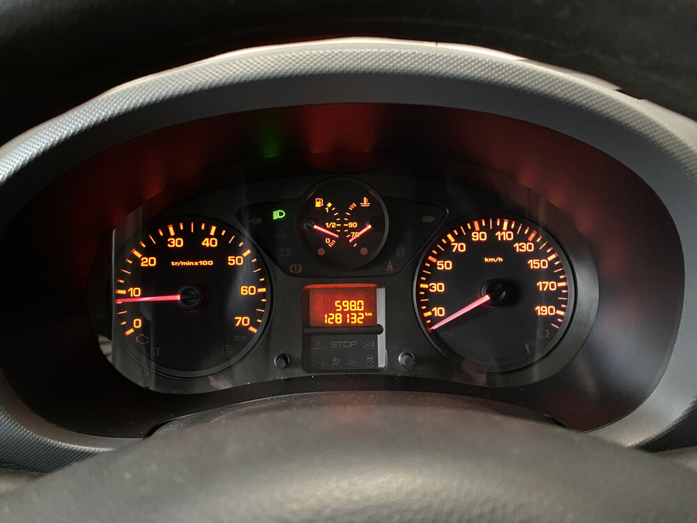 Peugeot Partner 120 1.6 eHDI L1 XT Profit+ 2012, 7-VXF-31