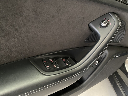 Audi RS6 Avant 4.0 TFSI A6 Quattro Performance 700hp 2018, J-475-LP