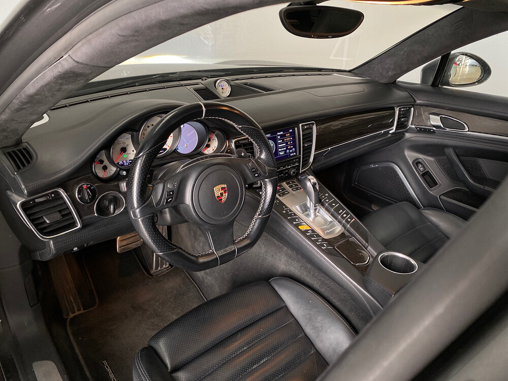 Porsche Panamera 4.8 Turbo S 551PS 2013, 9-KXB-42