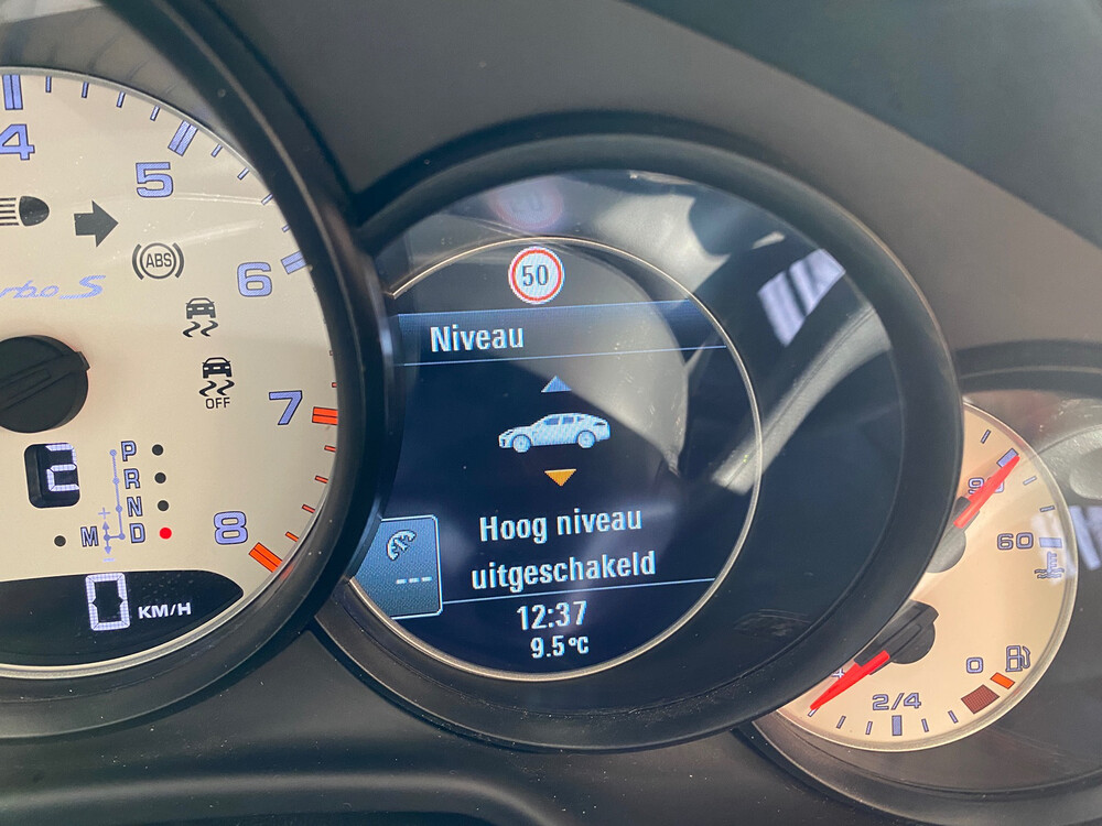 Porsche Panamera 4.8 Turbo S 551PS 2013, 9-KXB-42