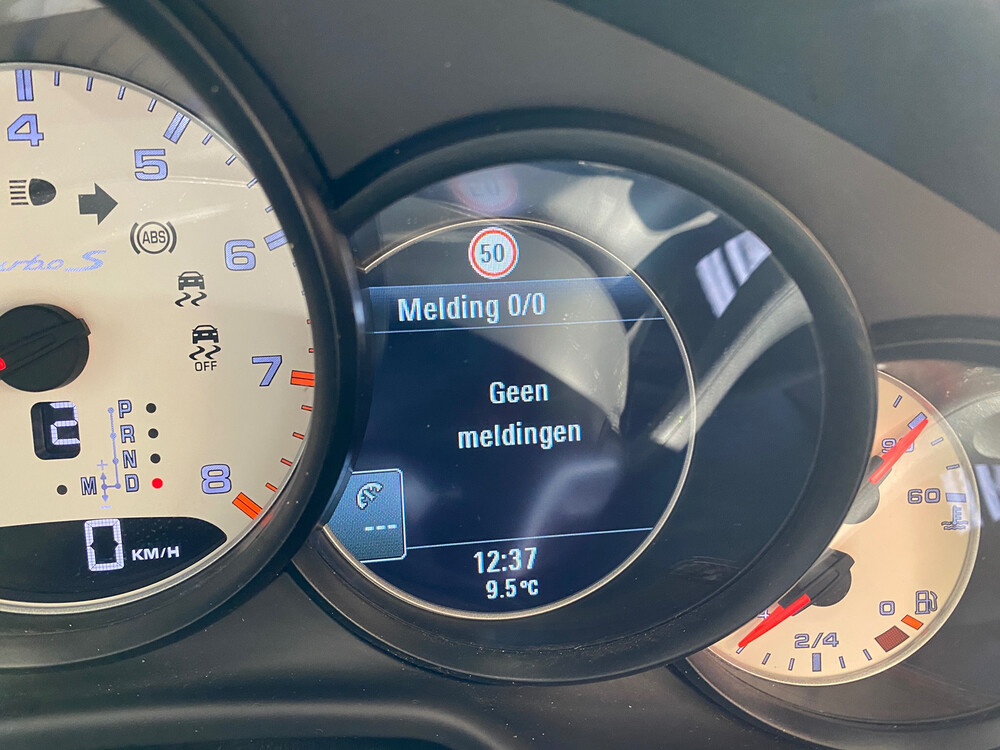 Porsche Panamera 4.8 Turbo S 551PS 2013, 9-KXB-42