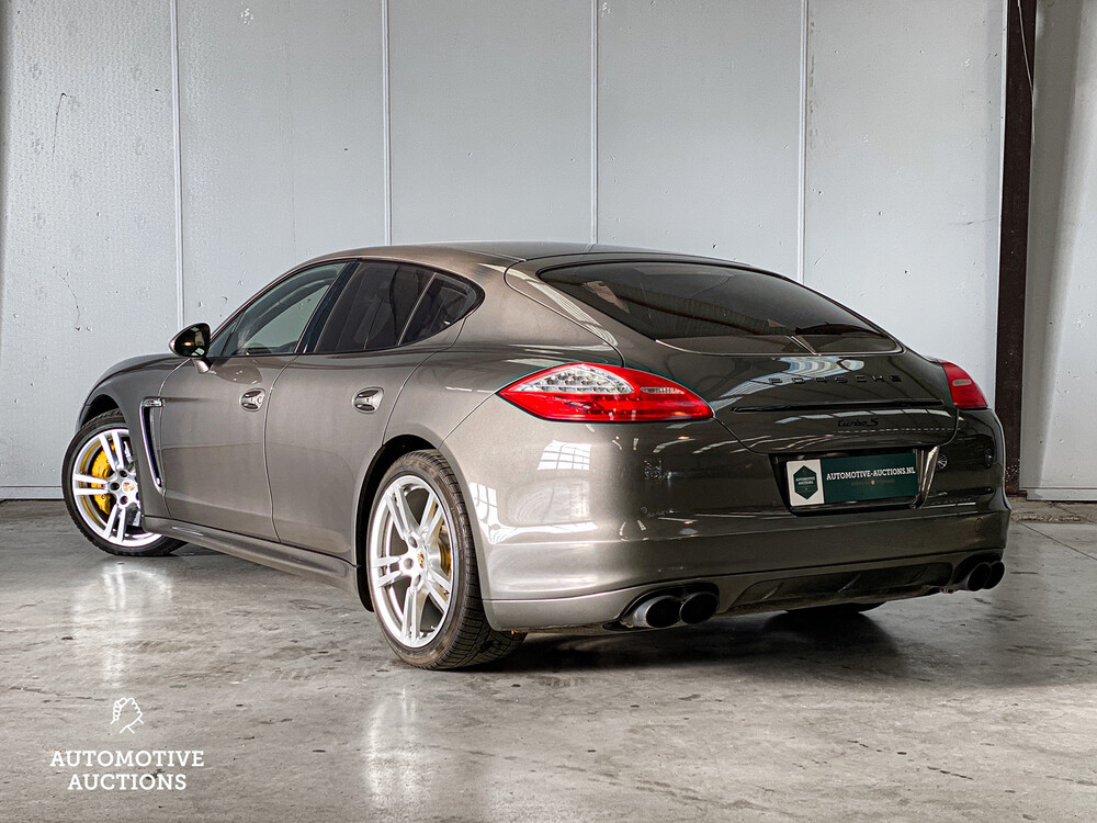 Porsche Panamera 4.8 Turbo S 551PS 2013, 9-KXB-42