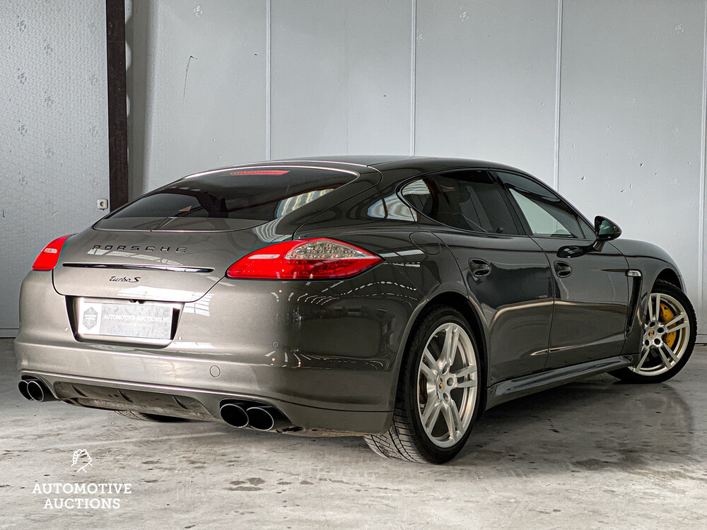 Porsche Panamera 4.8 Turbo S 551PS 2013, 9-KXB-42