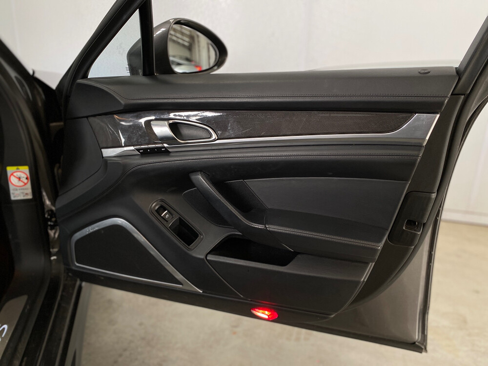 Porsche Panamera 4.8 Turbo S 551PS 2013, 9-KXB-42