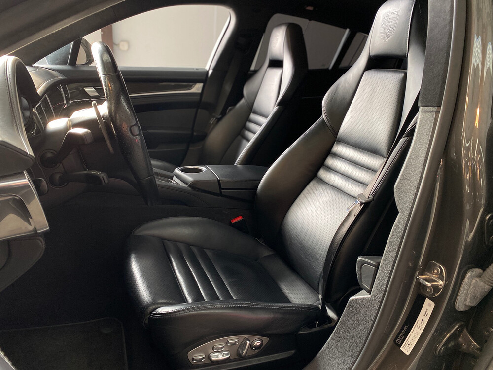 Porsche Panamera 4.8 Turbo S 551PS 2013, 9-KXB-42