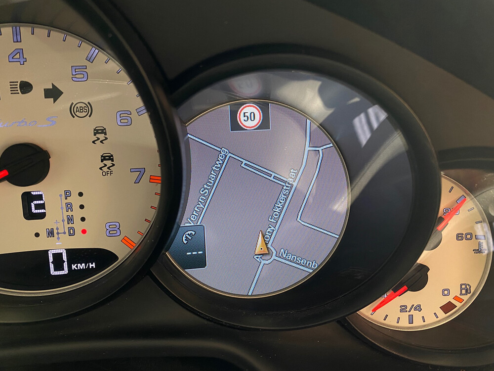 Porsche Panamera 4.8 Turbo S 551PS 2013, 9-KXB-42