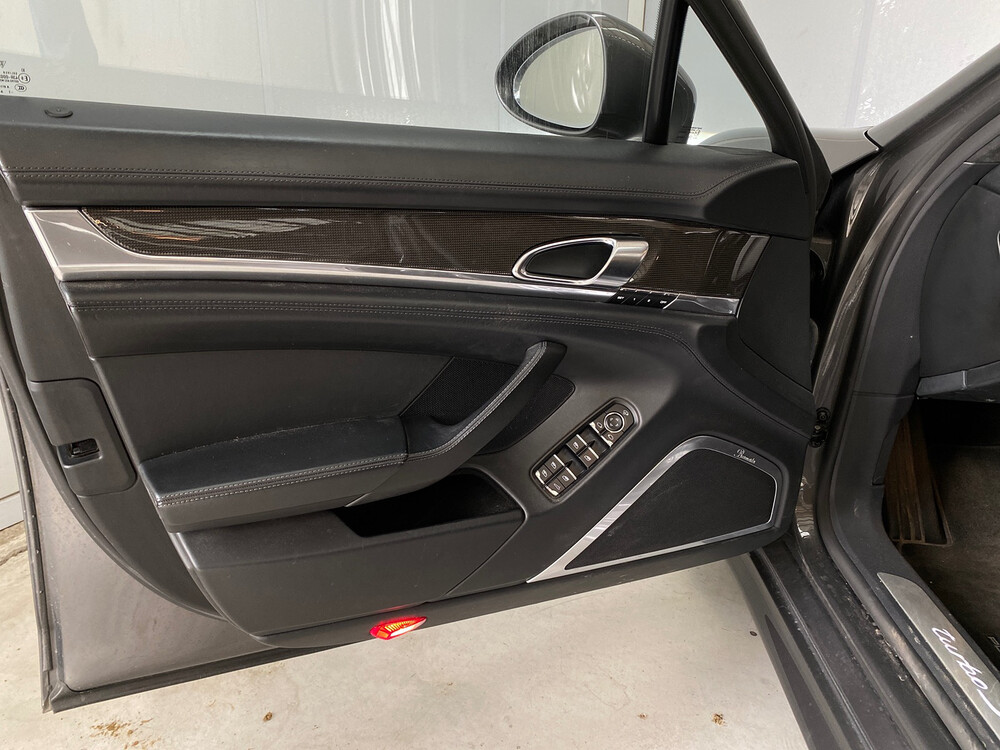 Porsche Panamera 4.8 Turbo S 551PS 2013, 9-KXB-42