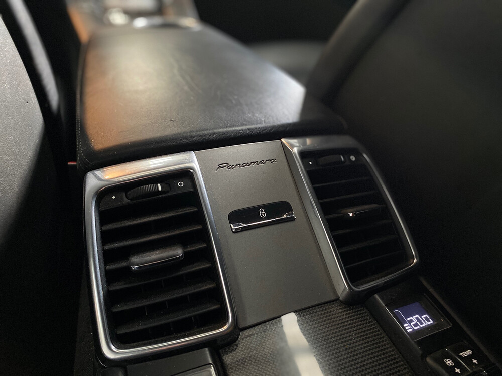 Porsche Panamera 4.8 Turbo S 551PS 2013, 9-KXB-42