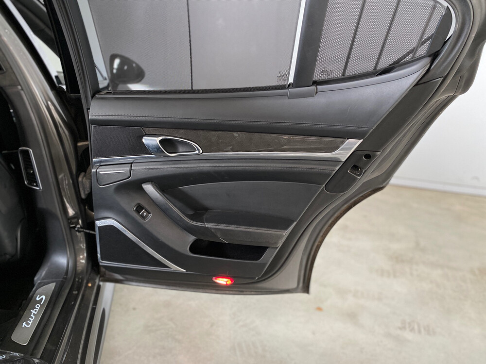 Porsche Panamera 4.8 Turbo S 551PS 2013, 9-KXB-42