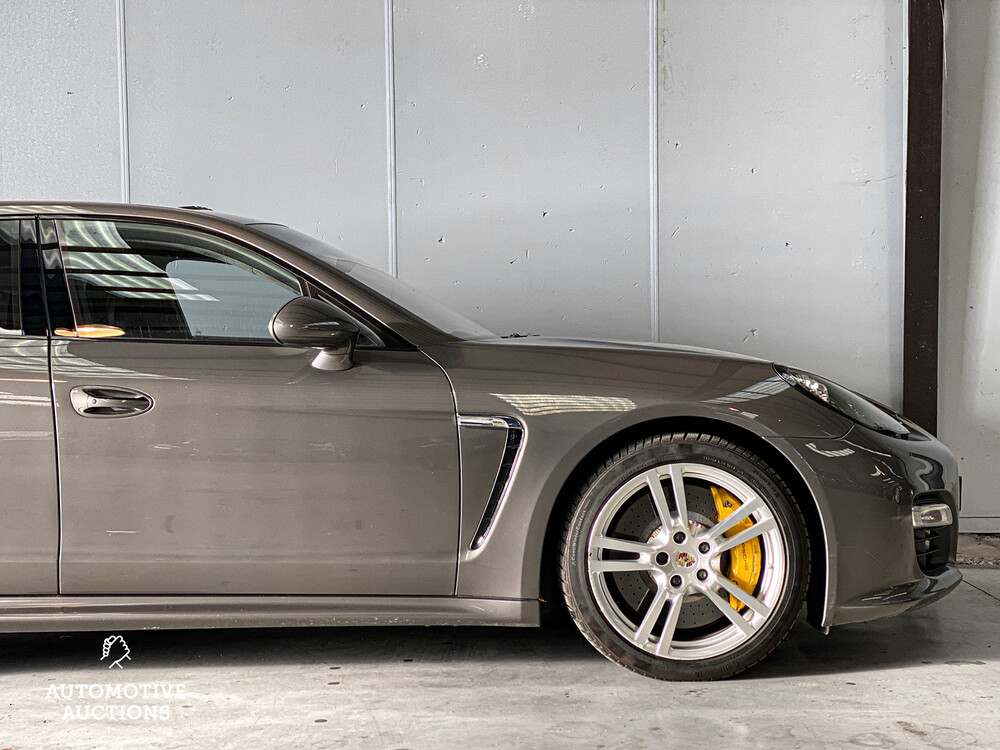 Porsche Panamera 4.8 Turbo S 551PS 2013, 9-KXB-42