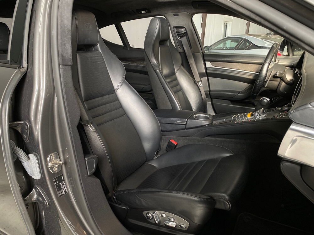 Porsche Panamera 4.8 Turbo S 551PS 2013, 9-KXB-42