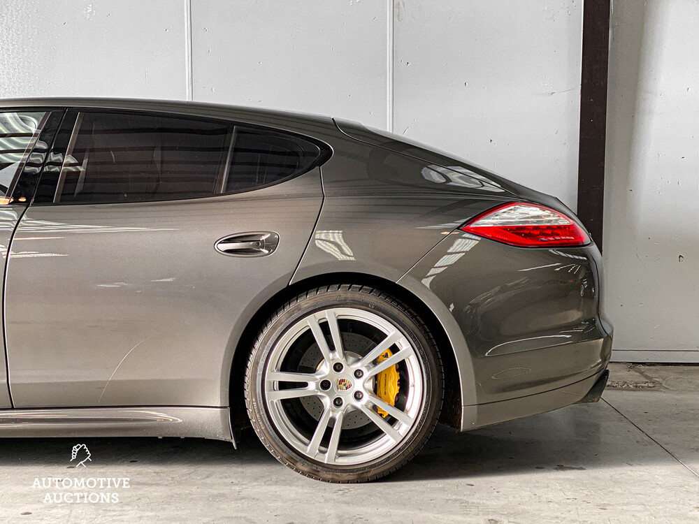 Porsche Panamera 4.8 Turbo S 551PS 2013, 9-KXB-42